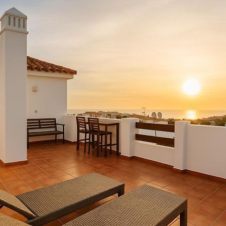Penthouse Sea View - Valle Romano Golf Естепона Екстер'єр фото