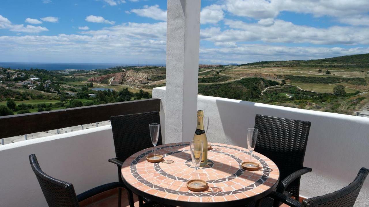 Penthouse Sea View - Valle Romano Golf Естепона Екстер'єр фото